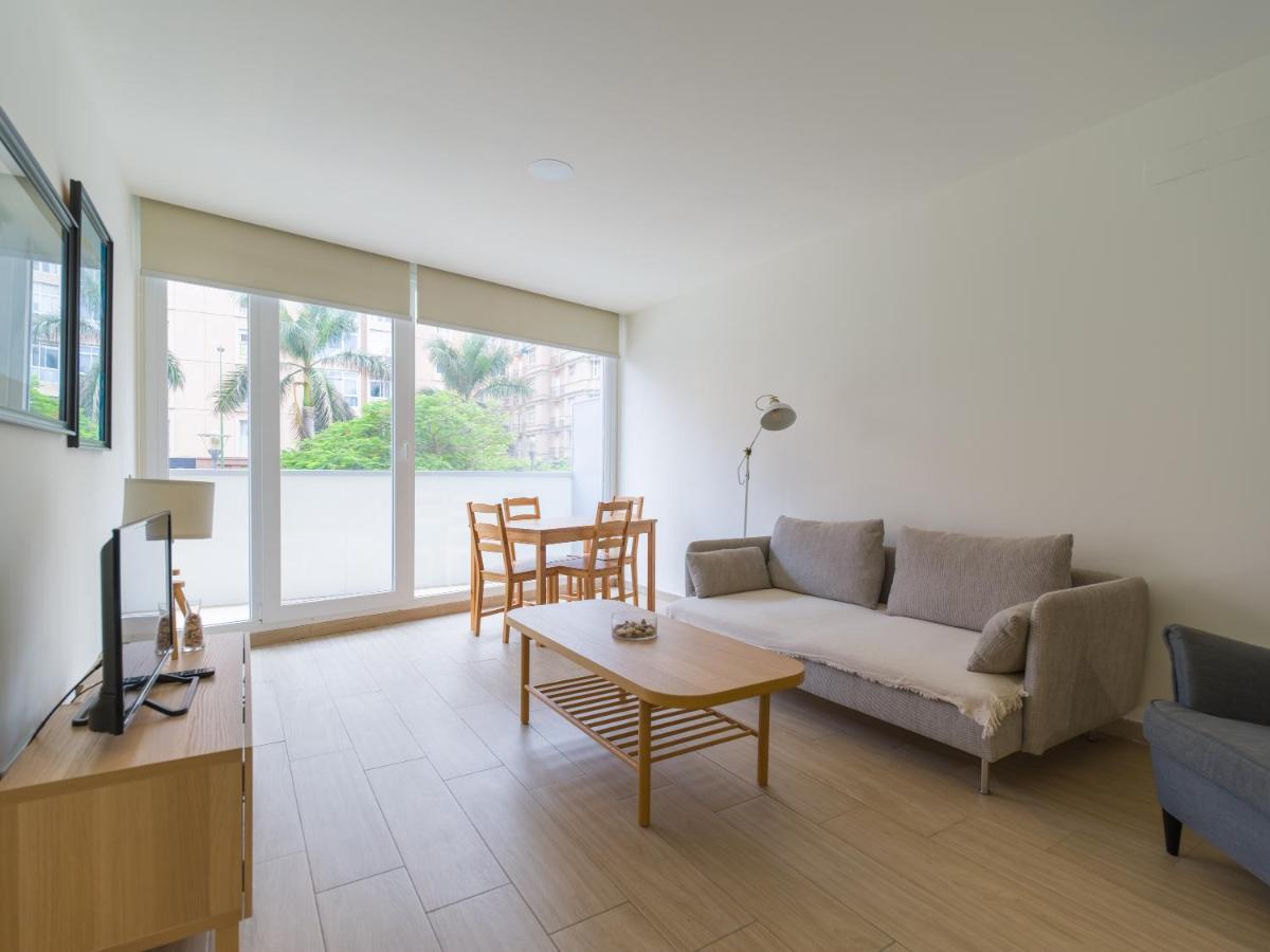 Homeforguest Modern Apartment In Las Canteras With Parking Las Palmas Exterior photo