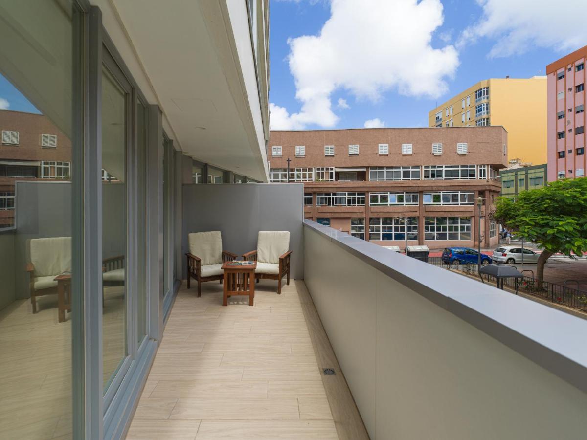 Homeforguest Modern Apartment In Las Canteras With Parking Las Palmas Exterior photo