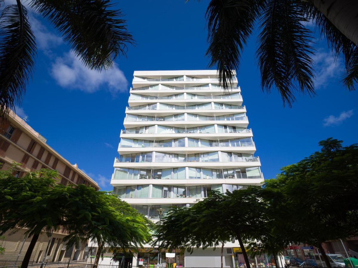 Homeforguest Modern Apartment In Las Canteras With Parking Las Palmas Exterior photo